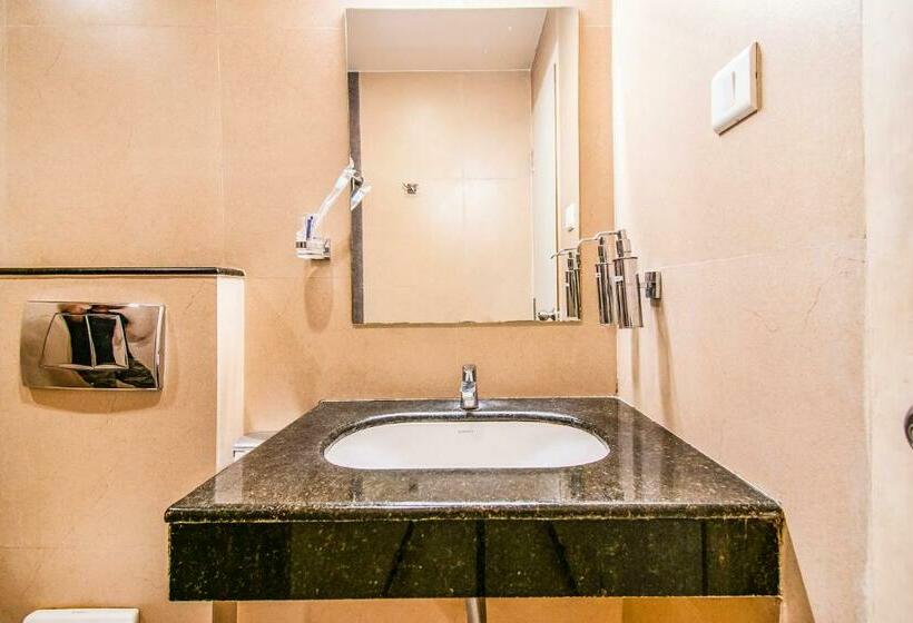 Номер Deluxe, Fabhotel Prime Royal Castle   Nr Coimbatore North Railway Station