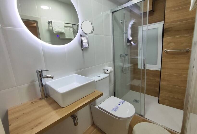 Номер Стандарт Индивидуальный, Hostal Lucy