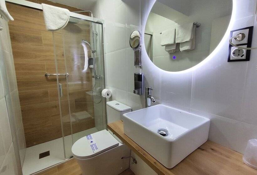 Номер Стандарт, Hostal Lucy