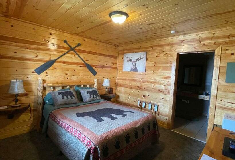 Номер Стандарт Индивидуальный, The Fishing Bear Lodge