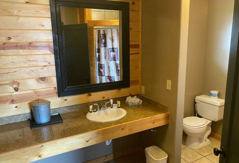 Номер Стандарт Индивидуальный, The Fishing Bear Lodge