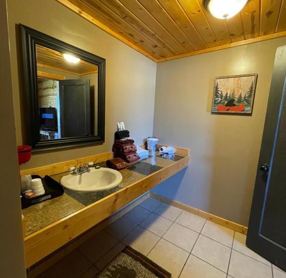 Люкс Повышенной Комфортности, The Fishing Bear Lodge