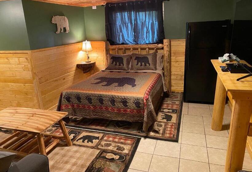 패밀리 스위트, The Fishing Bear Lodge