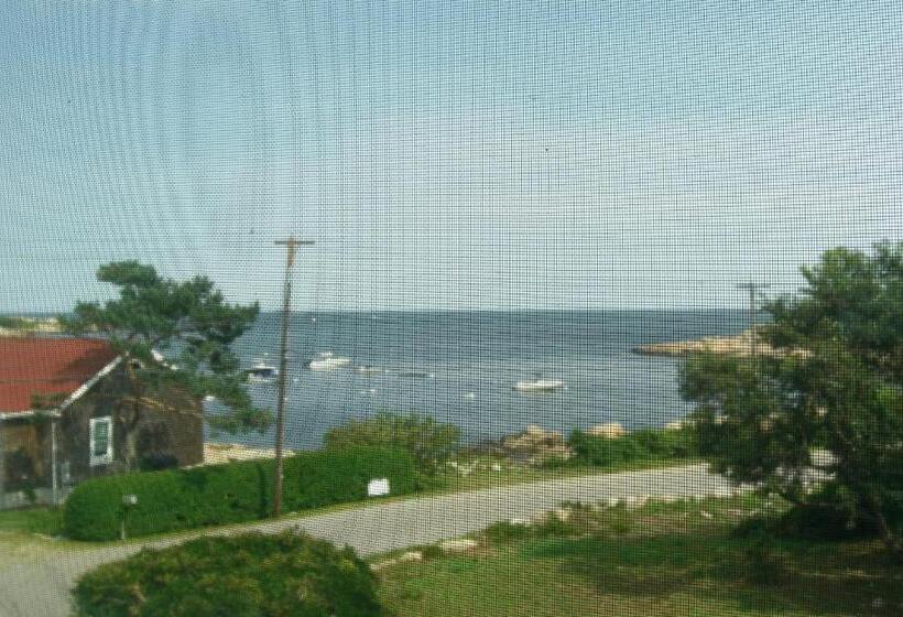 Люкс, Seafarer Inn