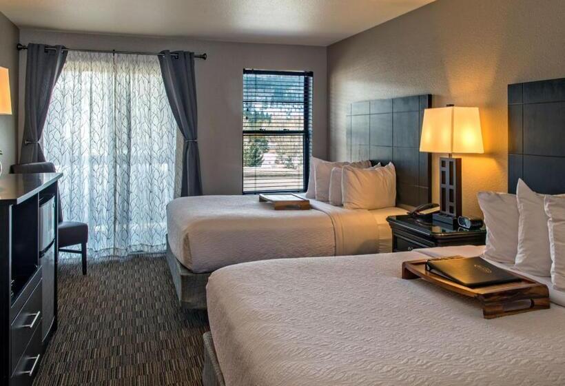اتاق استاندارد با چشم‌انداز کوهستان, Breck Inn