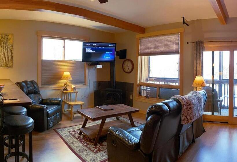 스위트, Twisp River Suites