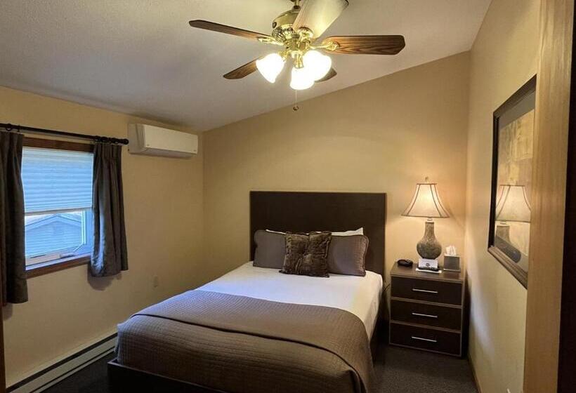 Люкс, Woodfield Manor   A Sundance Vacations Property