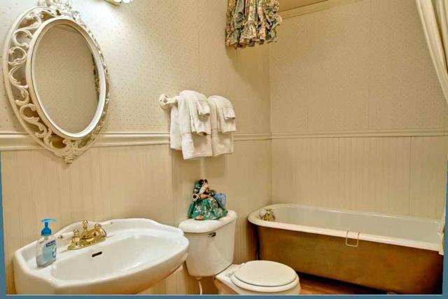 Номер Стандарт, Mariposa Hotel Inn