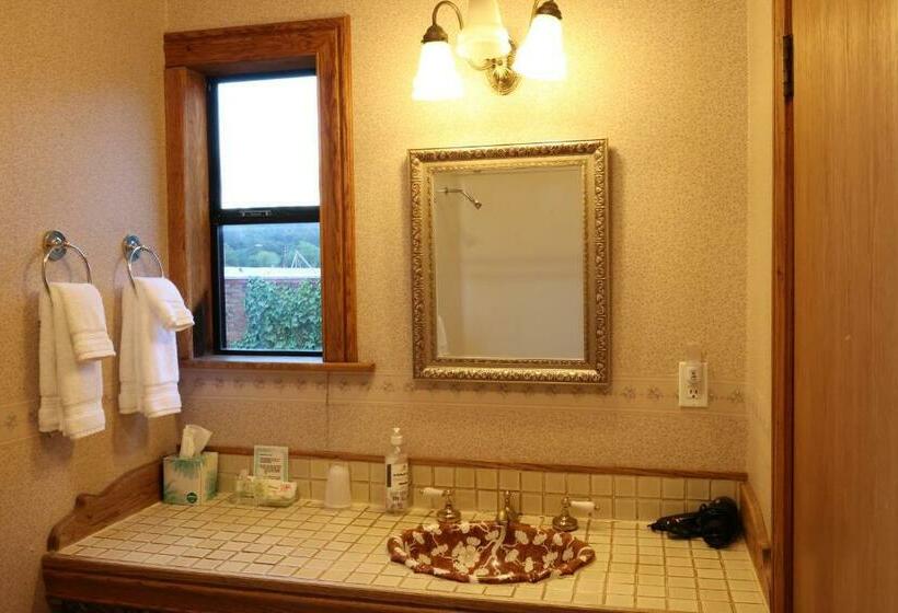 Номер Стандарт, Mariposa Hotel Inn