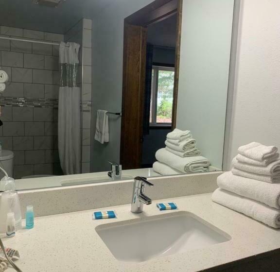 Полулюкс, Starlite Resort