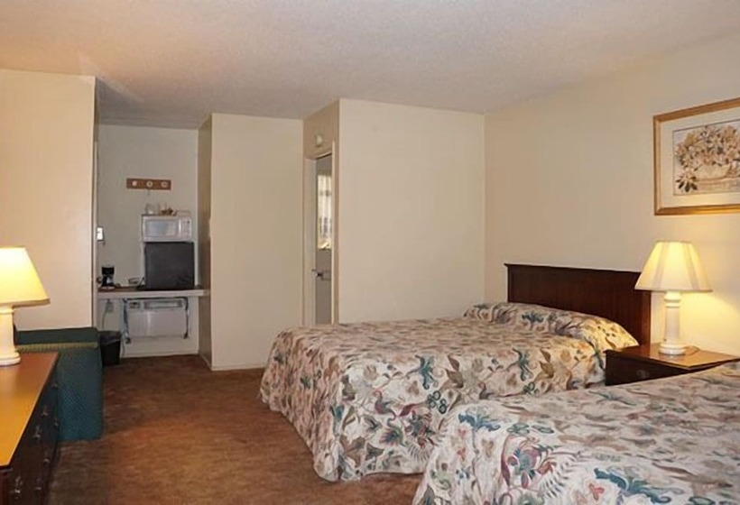 Номер Стандарт 2 Двуспальные Кровати, Blue Gum Motel