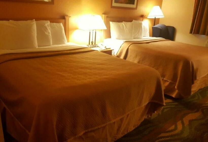 Номер Стандарт, Travelodge By Wyndham Muskegon