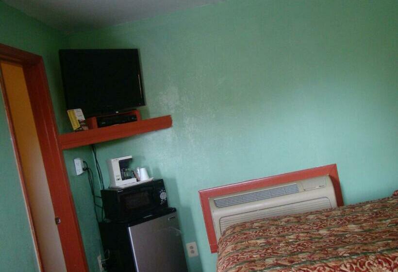 스탠다드 룸 킹사이즈 침대, Budget Inn Mount Airy