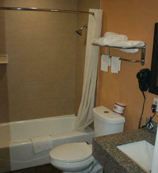 디럭스 스위트, Deluxe Inn Hawthorne/ Lax