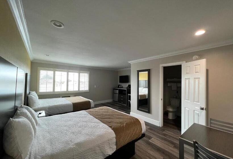스탠다드 룸, Deluxe Inn Hawthorne/ Lax