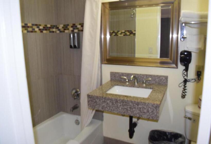 스탠다드 룸, Deluxe Inn Hawthorne/ Lax