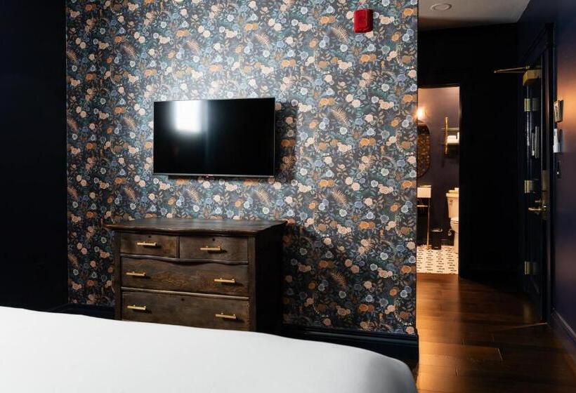 Люкс Повышенной Комфортности, The Hotel Melrose