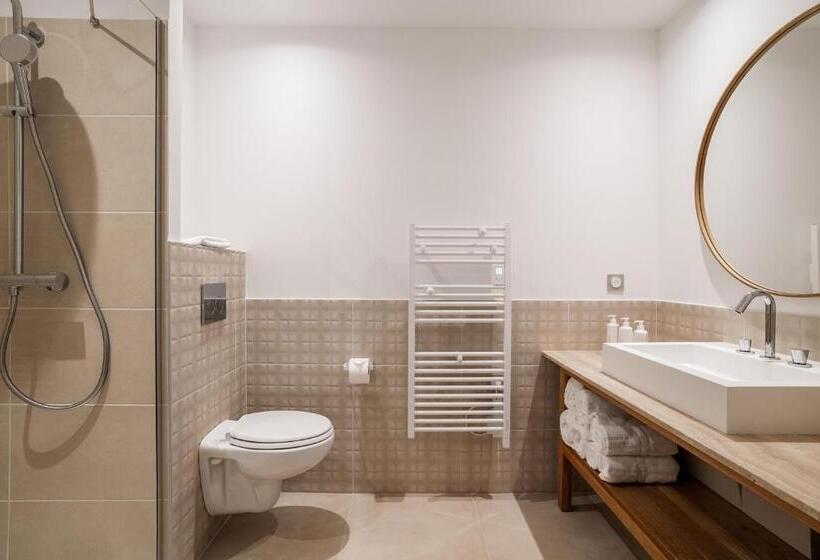 Полулюкс Одноместный с Террасой, Le Set Hôtel & Spa