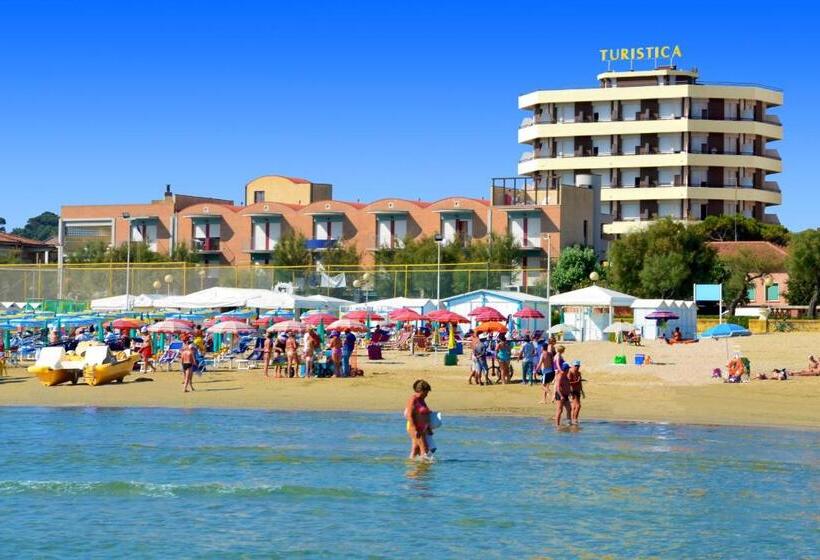 Номер Economy, Turistica