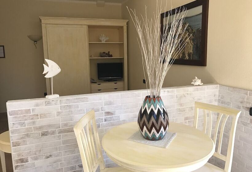 オーシャンビュースイート, Villa Del Parco
