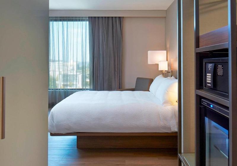 Стандартный Номер Кровать Кинг, Ac Hotel By Marriott Seattle Bellevue/downtown