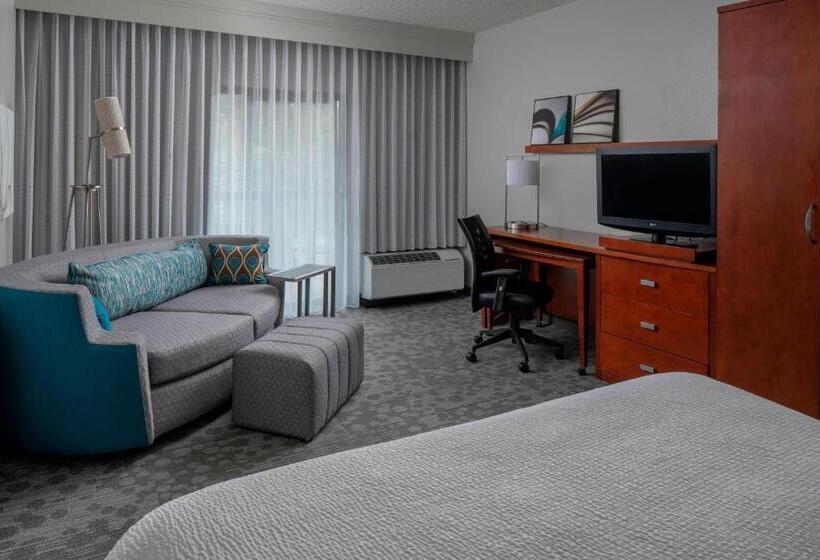 Quarto Estandar Cama King, Courtyard By Marriott Jacksonville At The Mayo Clinic Campus/beaches