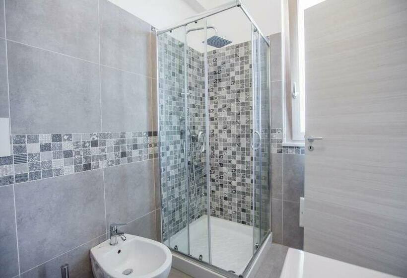 חדר סטנדרט לארבעה נוף לים, Belvedere Rent Rooms