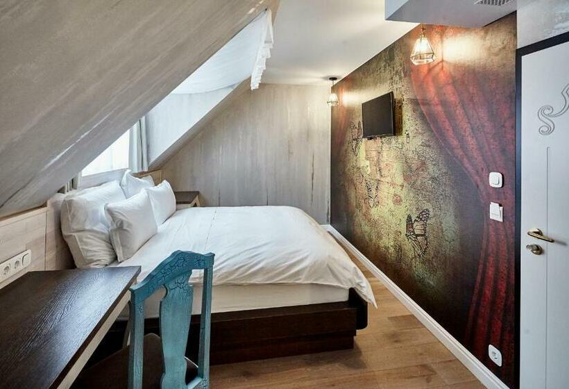 Номер Deluxe, Maison Bistro &