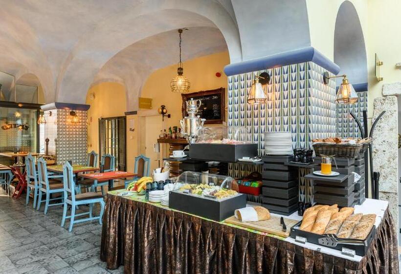 اتاق استاندارد, Maison Bistro &