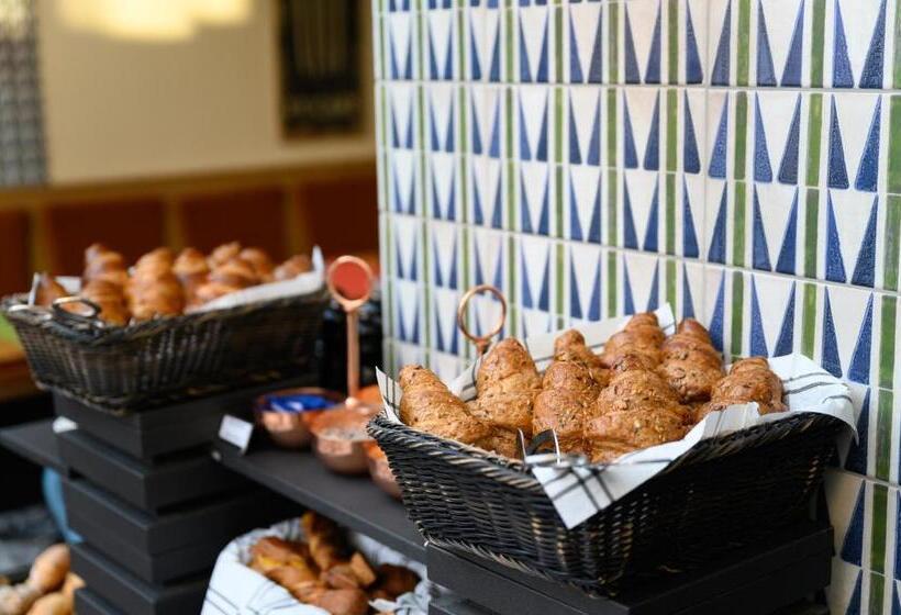 اتاق عادی, Maison Bistro &