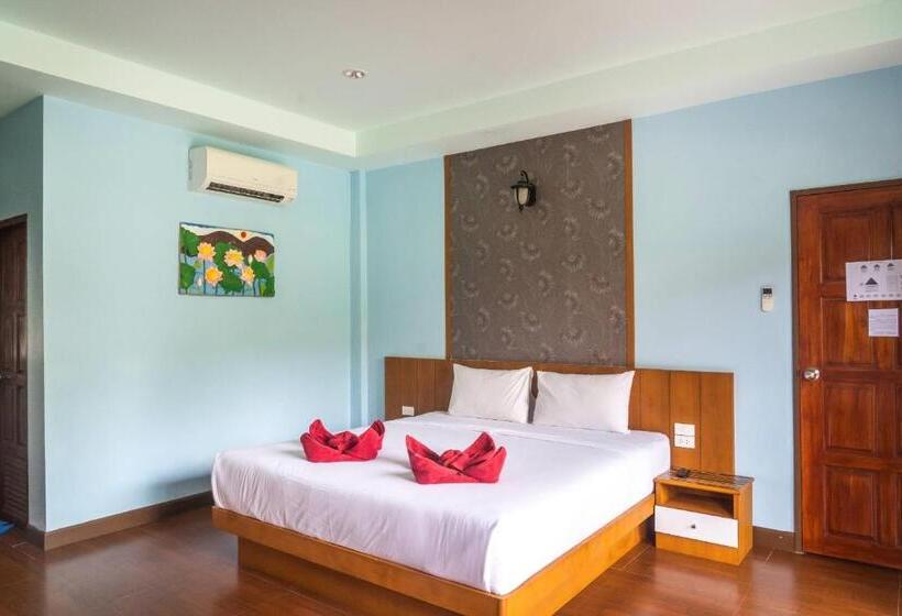 Quarto Estandar Comunicado, Chomview Resort