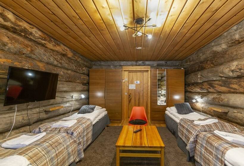 Номер Стандарт Четырехместный Совместный Санузел, Kuukkeli Log Houses Aurora Resort