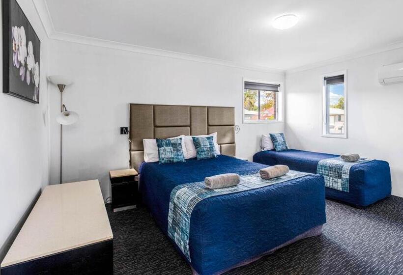 침실 3개 아파트, Leichhardt Motor Inn