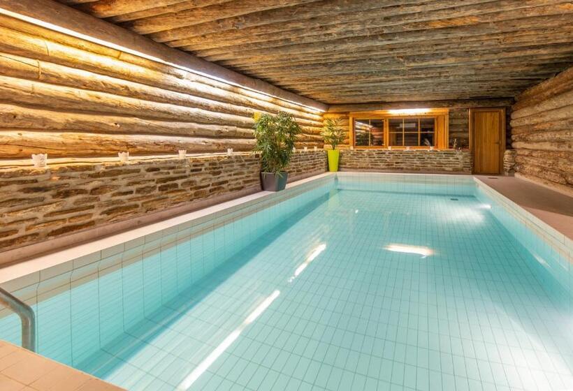 Номер Стандарт Совместная Ванная, Kuukkeli Log Houses Aurora Resort