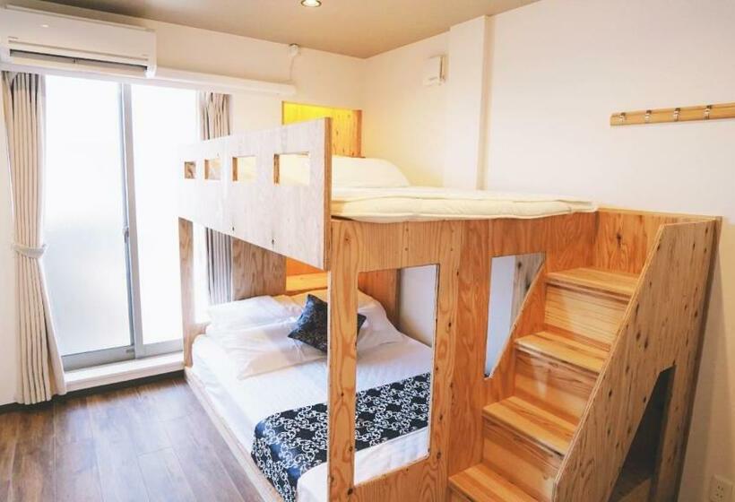 اتاق خانوادگی, Poly Hostel Osaka