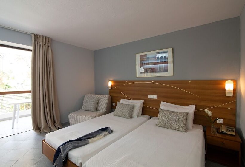 اتاق استاندارد, Dionysos Hotel & Suites