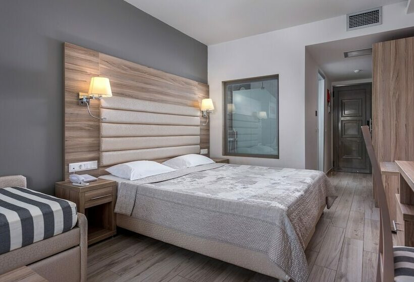 استودیوی لوکس, Dionysos Hotel & Suites