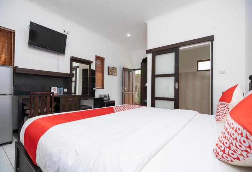 디럭스 룸, Zen Rooms Panen House