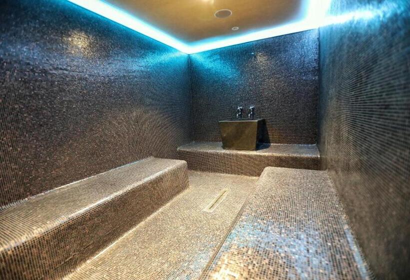 스위트, Privilege Hotel & Spa