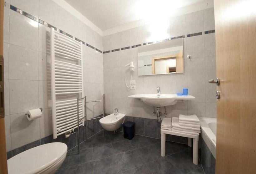 Апартаменты 2 Спальни с Балконом, Appartamenti Villa Olympia