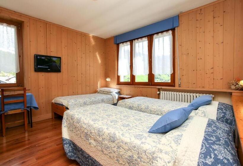 Номер Стандарт Трехместный, Albergo Adele
