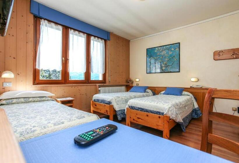 Номер Стандарт Трехместный, Albergo Adele