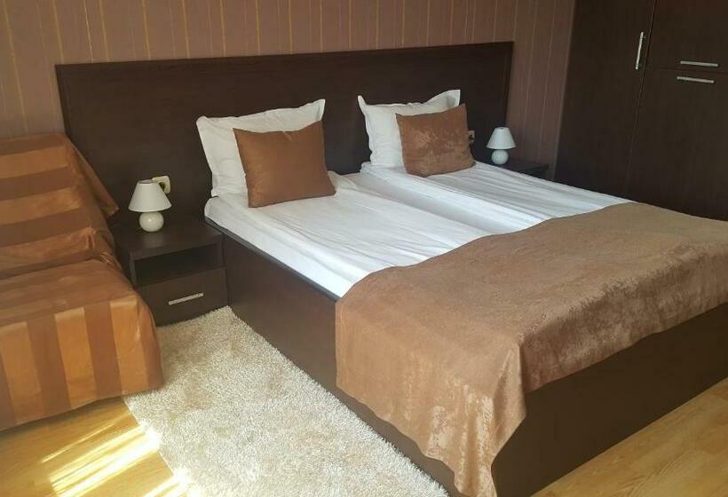 Номер Deluxe, Alegra