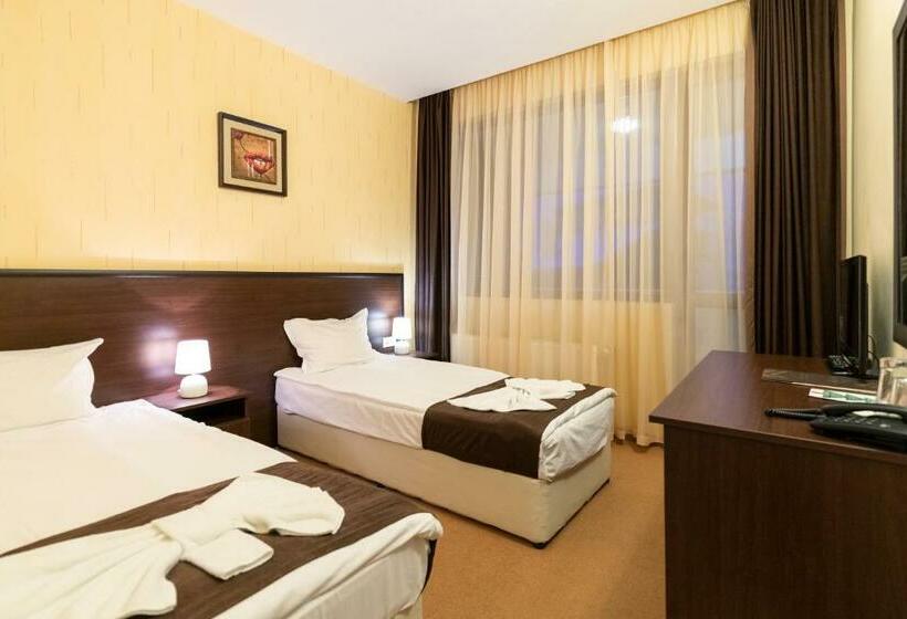 חדר סטנדרט עם מרפסת, Paradise Spa