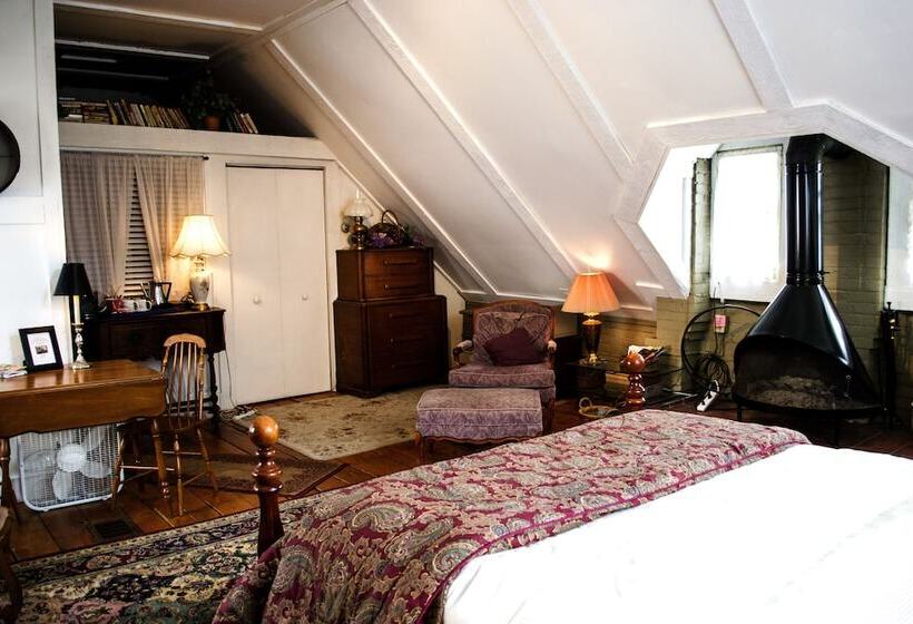 Люкс Повышенной Комфортности, Clifford House Private Home B&b