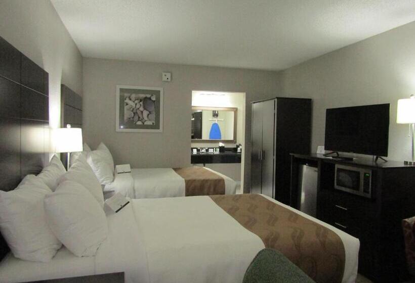 Номер Стандарт 2 Двуспальные Кровати, Quality Inn & Suites Kissimmee By The Lake