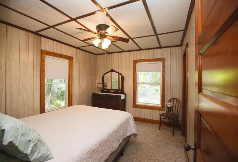 Дом 2 Спальни, Mission Springs Resort