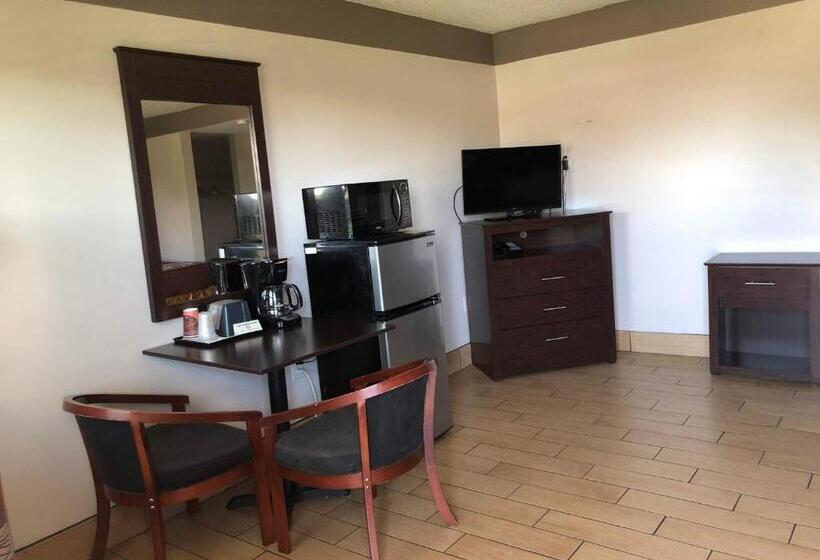 חדר סטנדרט עם מיטת קינג, Sun Coast Inn