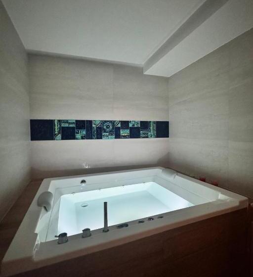 Номер Стандарт с Гидромассажем, Frida Luxury B&b
