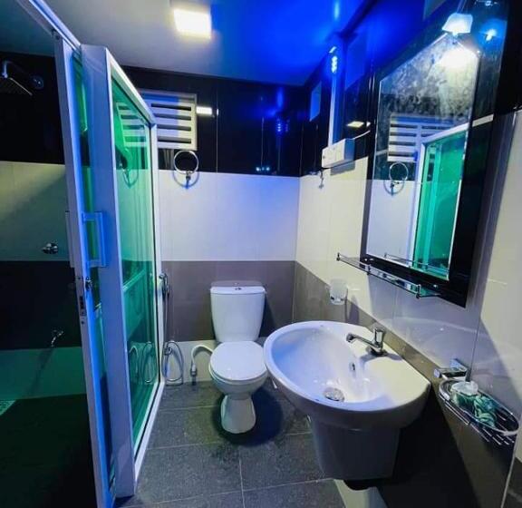 Номер Стандарт Трехместный, Green Water Resort   Mountain Villa With Natural Pool